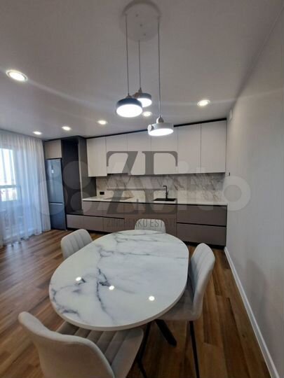 3-к. квартира, 84 м², 7/10 эт.