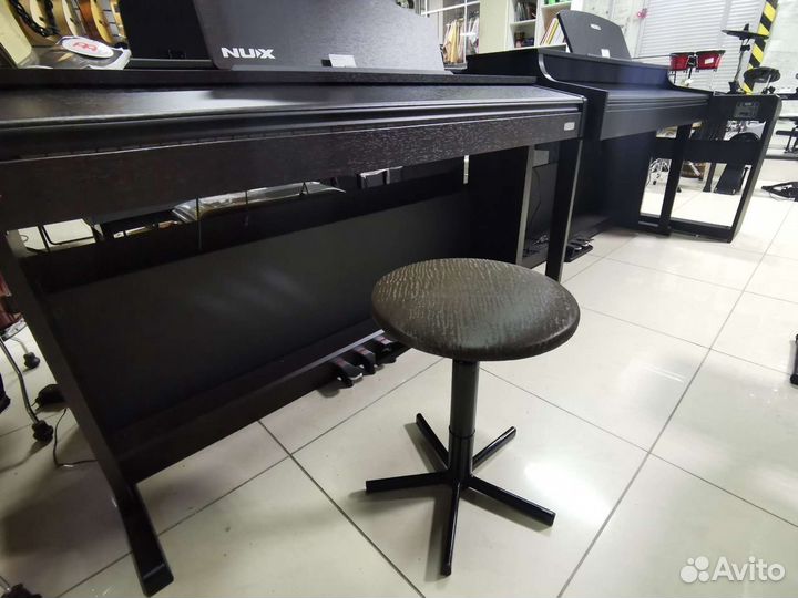 Mezzo MZ-SF-brown Стул для фортепиано с газлифтом