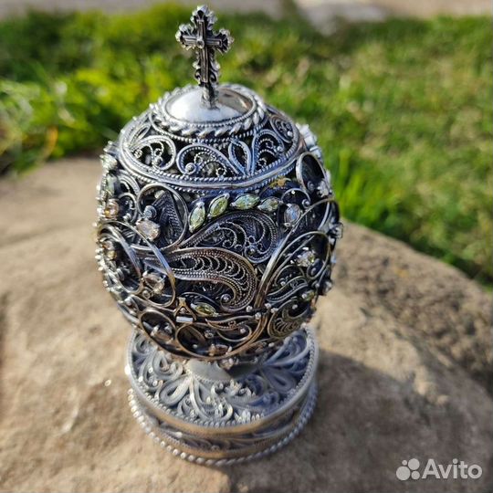 Яйцо пасхальное с ангелом ручной работы