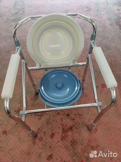 Кресло-туалет для пожилых людей