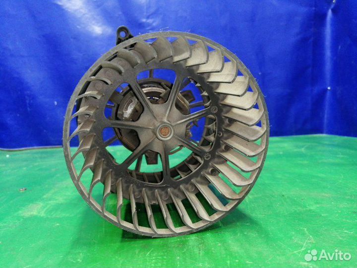 Мотор печки Ford Fiesta MK5 2008