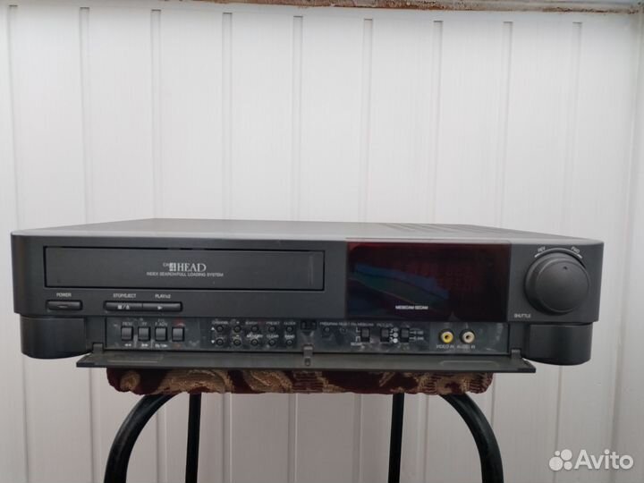 Видеомагнитофон samsung