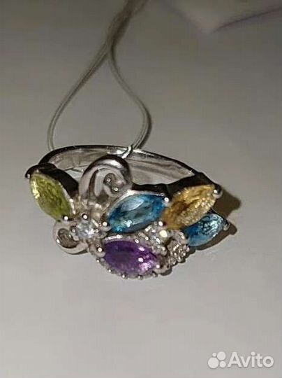 Серебряное кольцо с натуральными камнями 16,5 р
