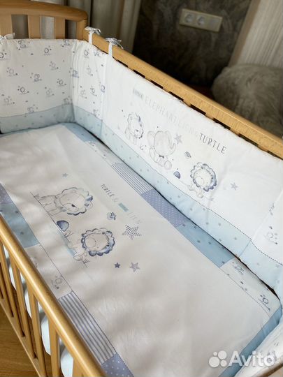 Детская кроватка