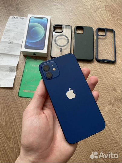 iPhone 12, 64 ГБ