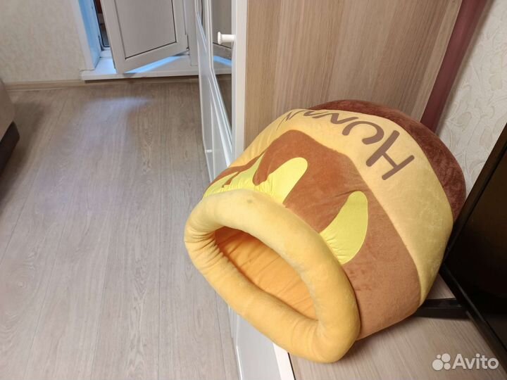 Домик для кошки или маленькой собаки