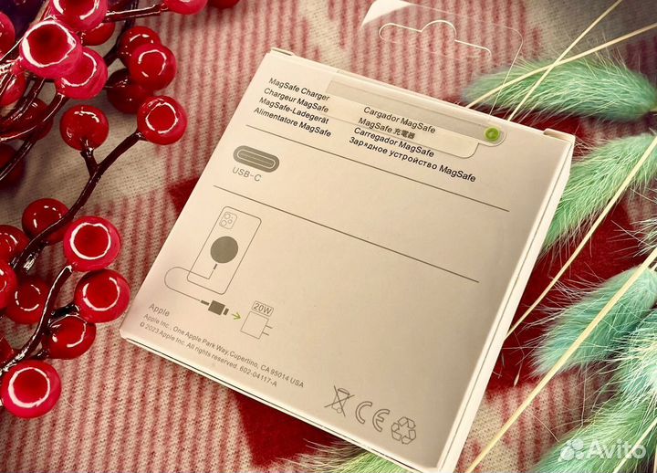 Беспроводная зарядка Apple Magsafe Charger