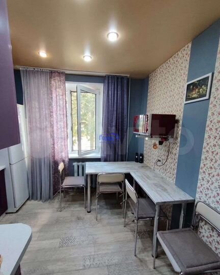 2-к. квартира, 50 м², 2/9 эт.