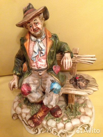 Статуэтка сюжетная антикварная Италия