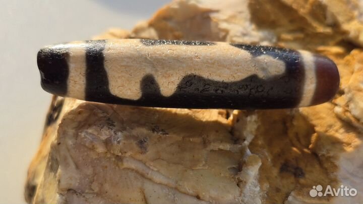 Бусина дзи Гуань Инь