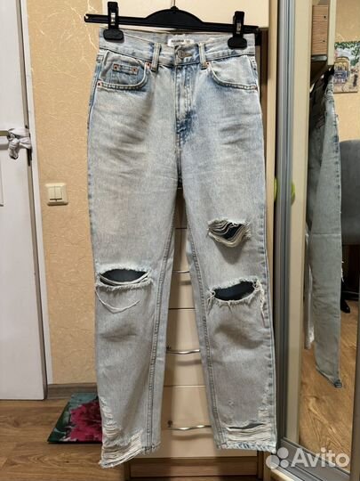 Джинсы