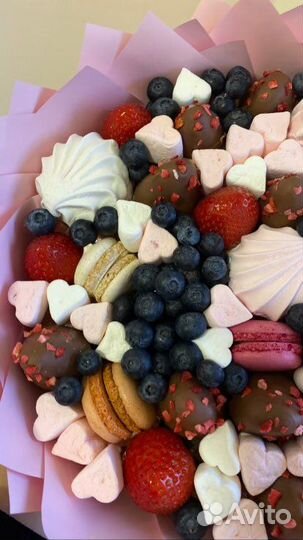 Коробки с клубникой в шоколаде в Красногорске