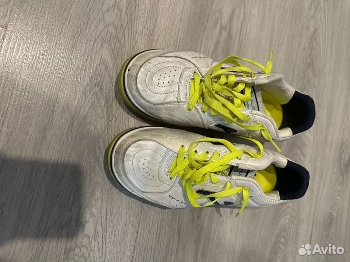 Кроссовки мужские 40 размер бу