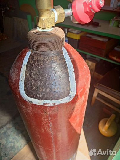 Гелиевый баллон