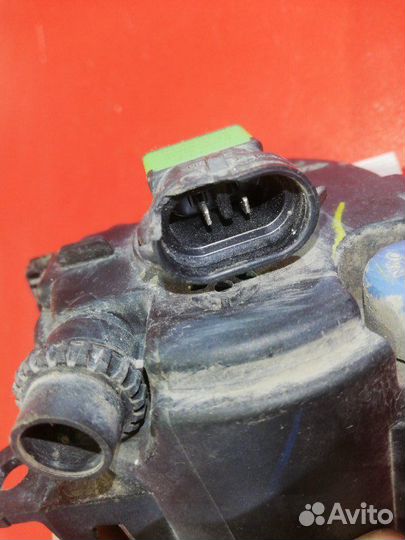 Фара противотуманная передняя левая Ford Focus CB4