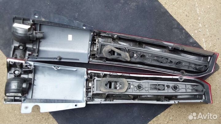 Opel meriva задний фонарь правый и левый в сборе