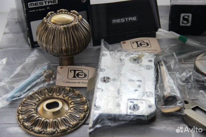 Комплект дверной фирмы Mestre (Испания)