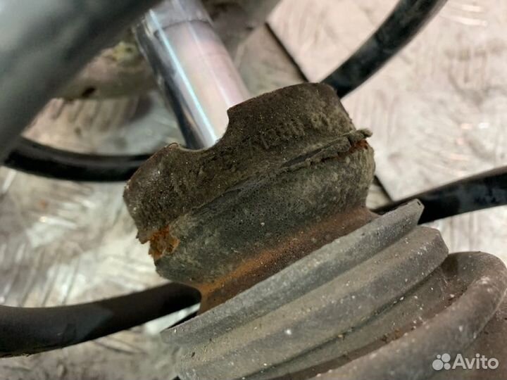 Комплект стоек амортизатора передний Bmw 3-Series