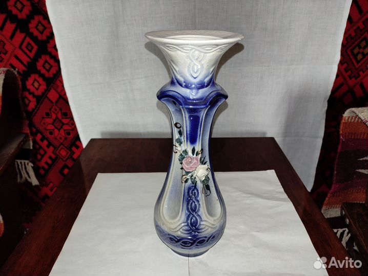 Вазы,чайник,сахарница,лимонница,менажница керамика