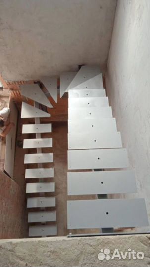 Лестница металлическая