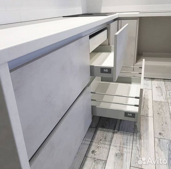 Кухонный гарнитур на заказ. Долговечные материалы