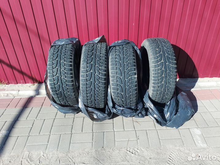 Hankook Winter I'Pike 235/55 R18 100T