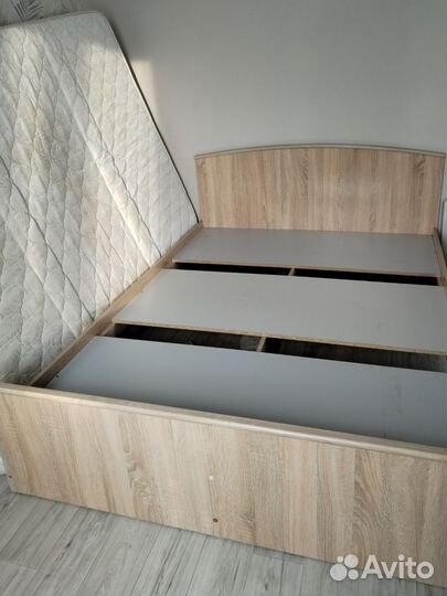 Кровать двухспальная