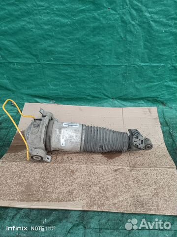 Амортизатор задний прав Porsche Cayenne 2003-2010