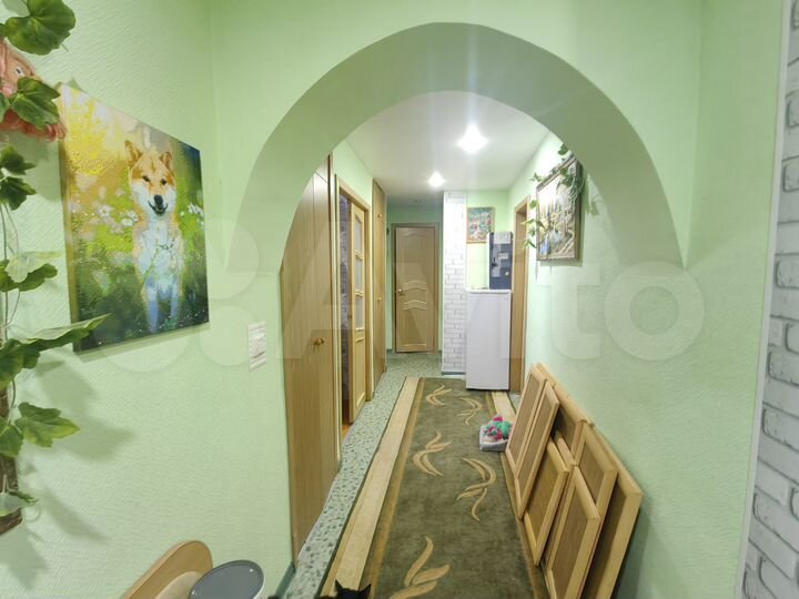 4-к. квартира, 76,6 м², 1/3 эт.