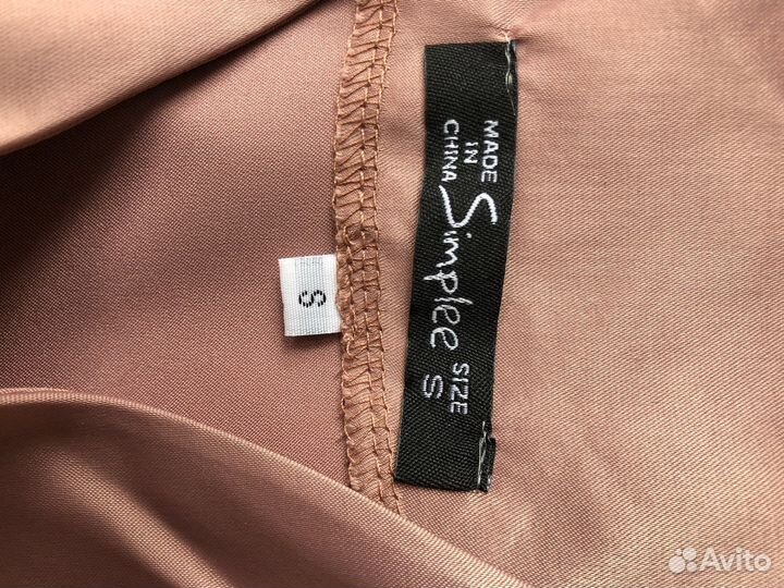 Нарядное женское платье