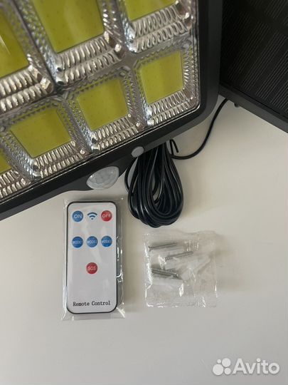 Светильник на солнечной батарее