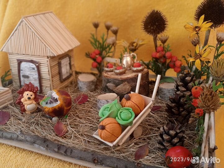 Поделка осенняя в школу, в сад 