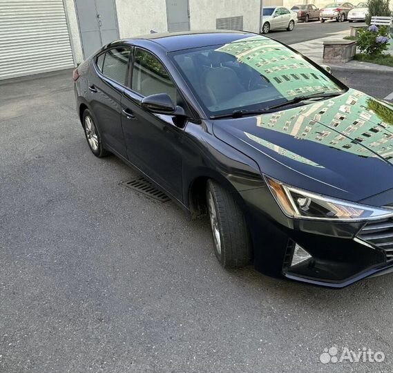 Hyundai Elantra 2.0 AT, 2019, 60 000 км