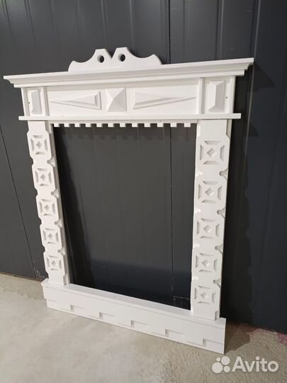 Деревянная рама для зеркала