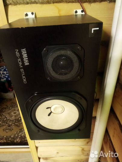 Студийные мониторы yamaha
