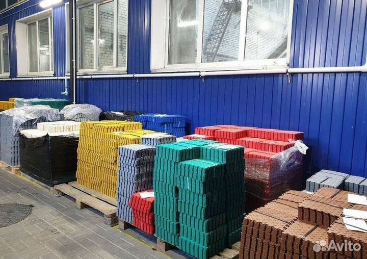 Модульная плитка пвх в спорт зал