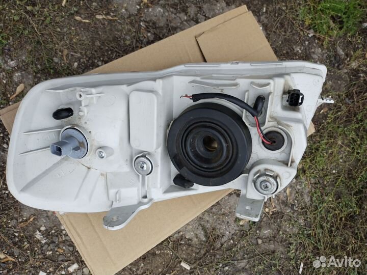 Фары на chevrolet aveo т250