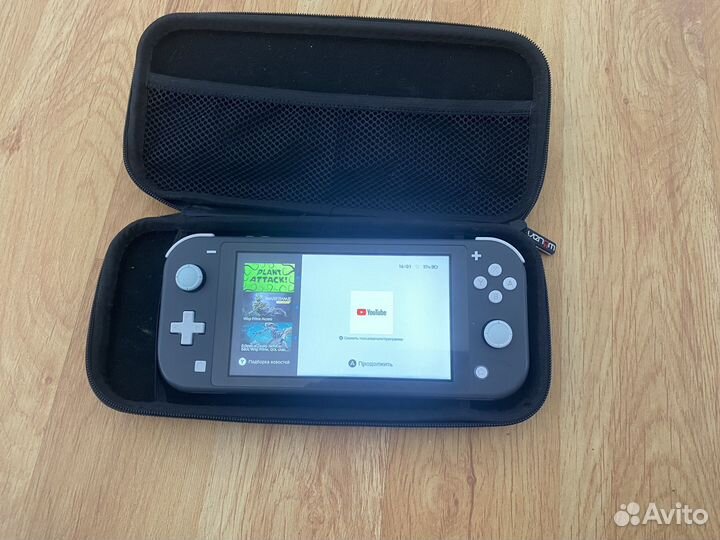 Nintendo switch lite с играми+microSD на 128GB