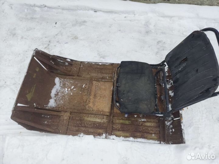 Сани самодельные для снегохода и лыжа на буран