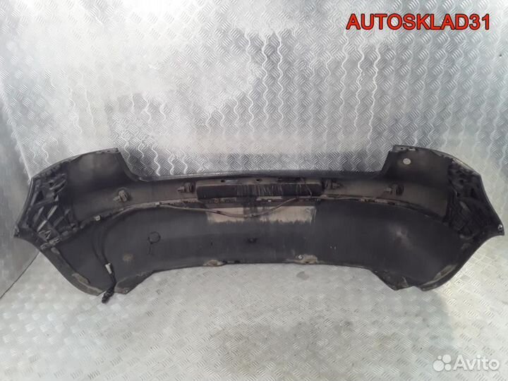 Бампер задний Volkswagen Golf 5 1K6807417