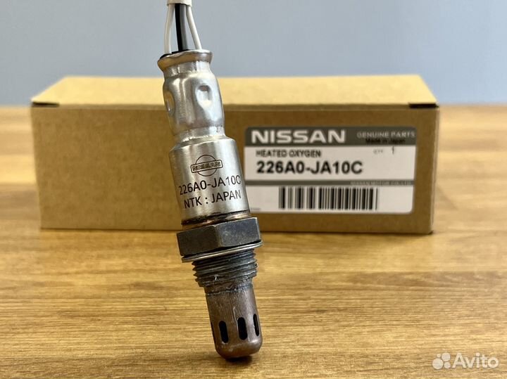 Кислородный датчик лямбда зонд Nissan 226A0JA10C