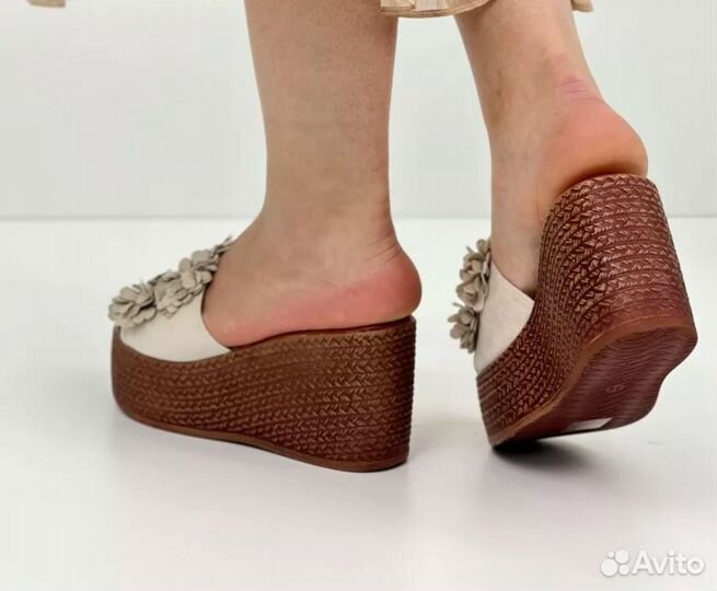 Босоножки Сабо новые 39 размер
