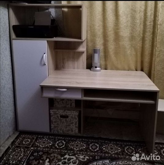 Письменный стол