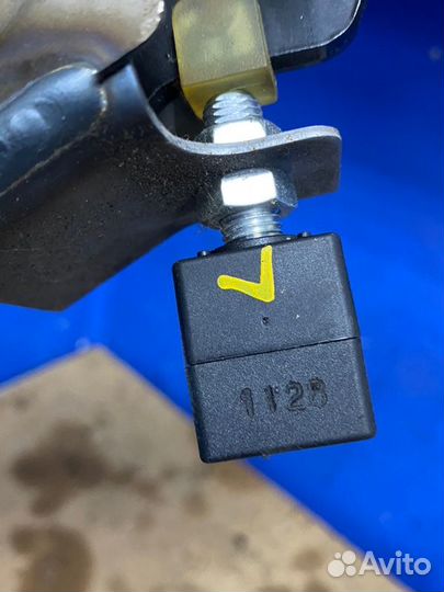 Педаль тормоза Hyundai Solaris хэтчбек G4FA 2011