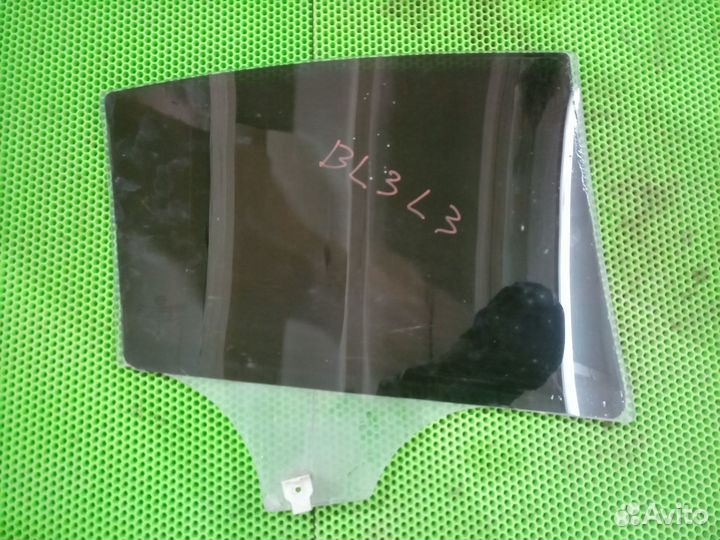 Стекло заднее левое Мазда 3 Mazda 3 BK BL