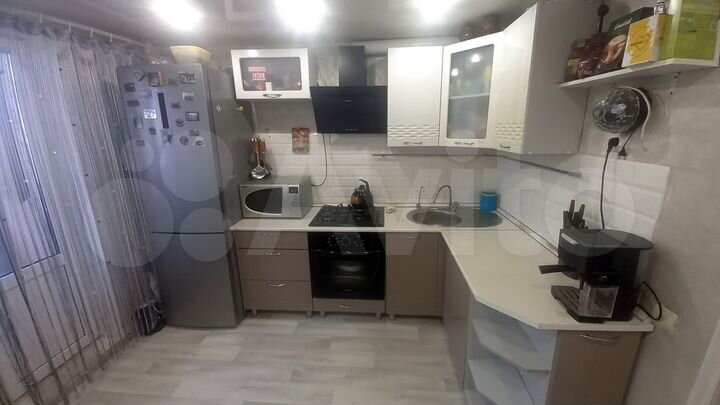 2-к. квартира, 57,5 м², 1/10 эт.
