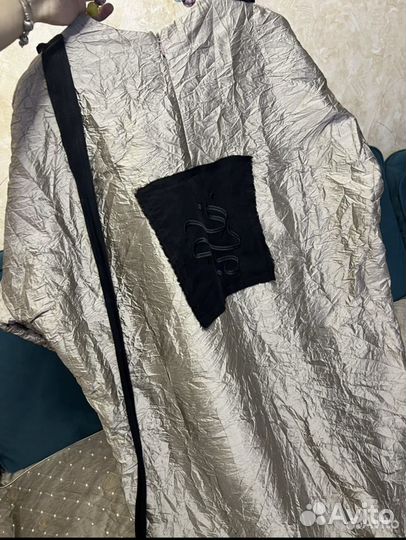 Платье из жатой тафты