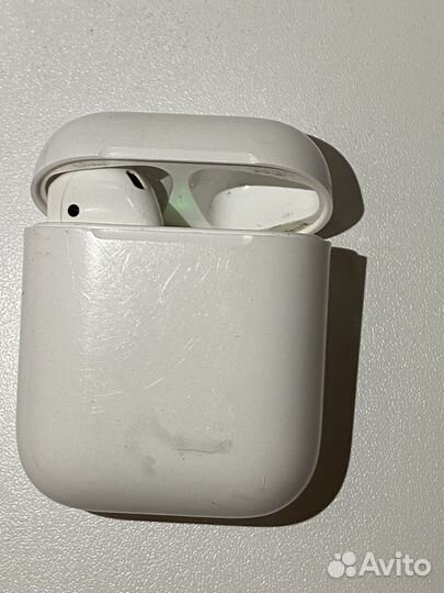 Airpods 1