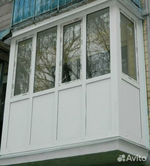 Остекление балкона пластиковое 3200 х 1420