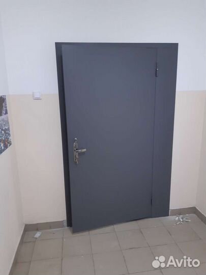 Двери(входные, тамбурная, кладовые)